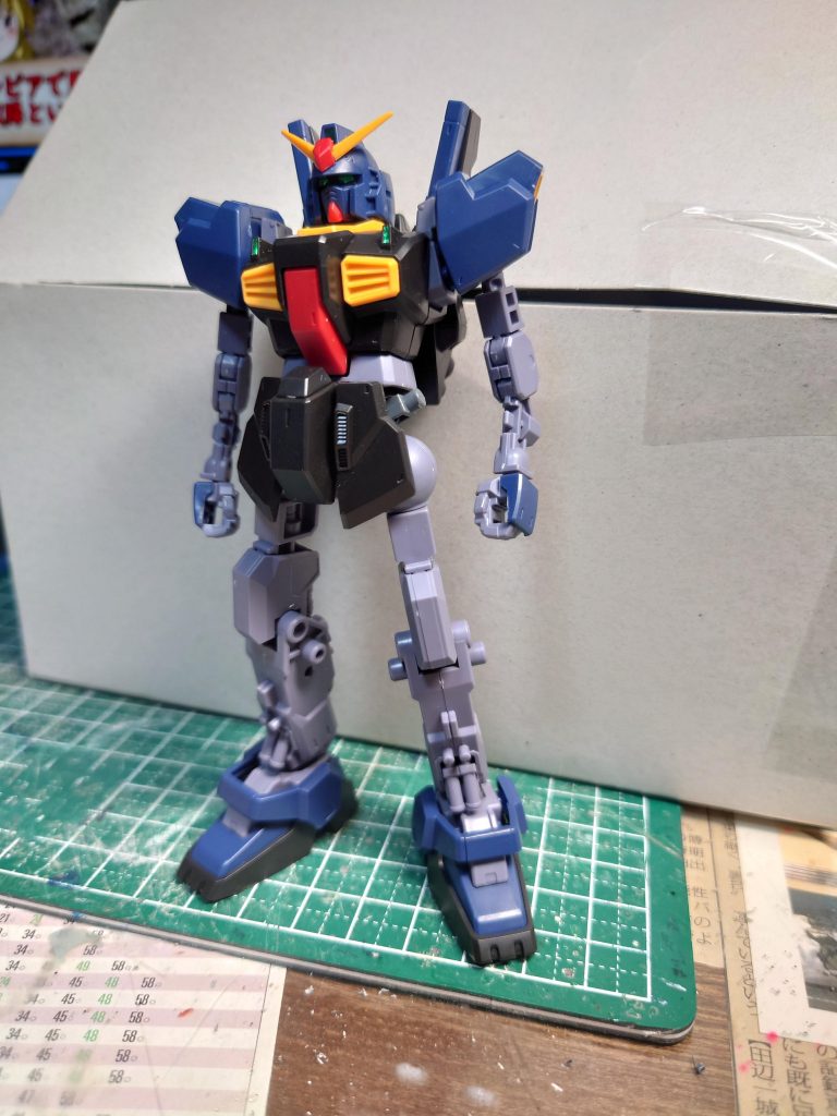 基本フレーム当時エゥーゴカラーが入手出来てなかった為ティターンズカラーが基礎です。