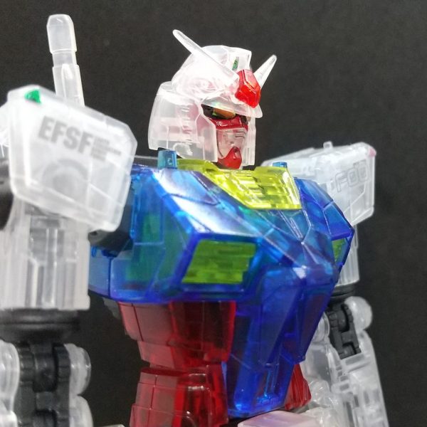 1/144 RX-78F00 ガンダム [クリアカラー]
