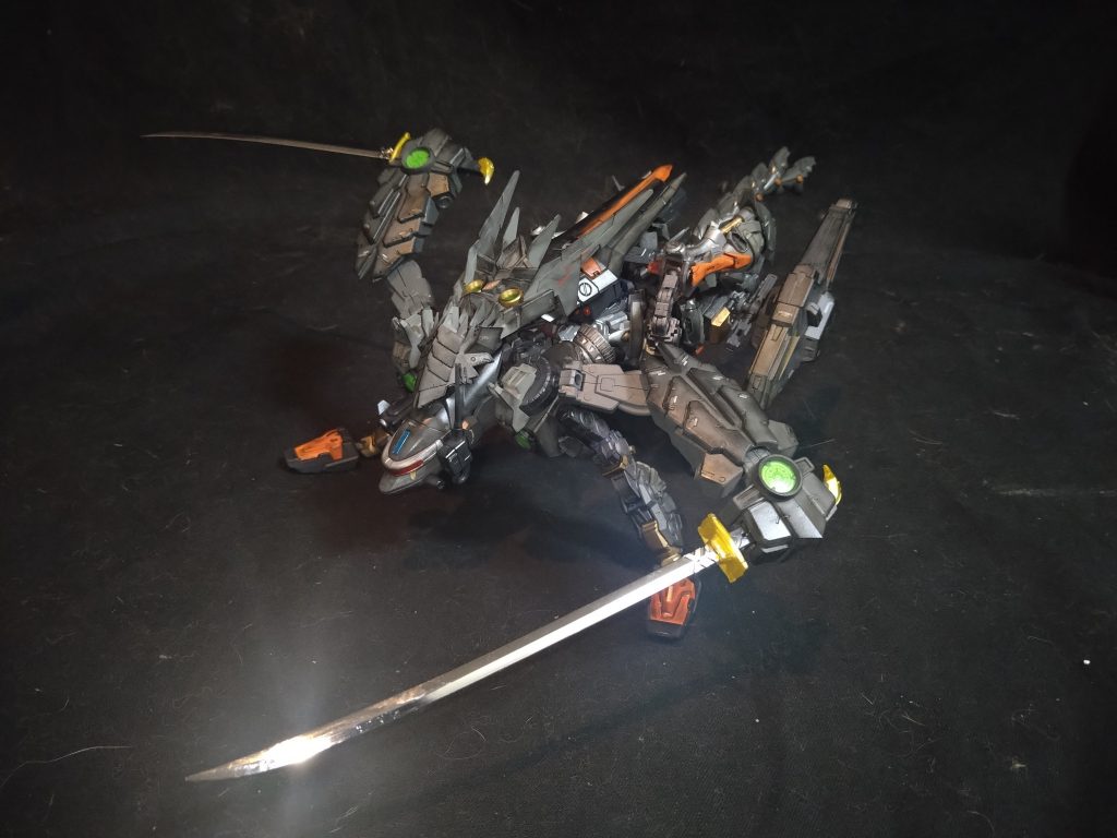 フレキシブルアームのお陰でMSと変わらない攻撃が可能です