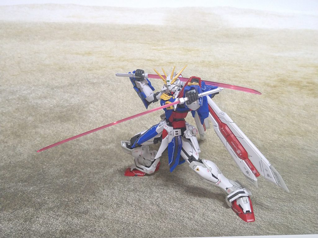 本当にバランスがよく、格闘ポーズが取りやすいですな〜