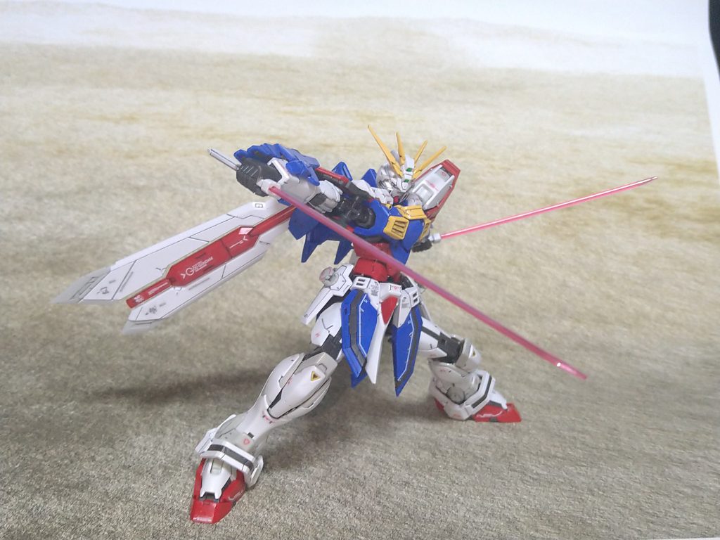 可動部を動かすも、首以外のポロリもないし、無理な体制でもしっかり立ってくれるのでスゴイ!