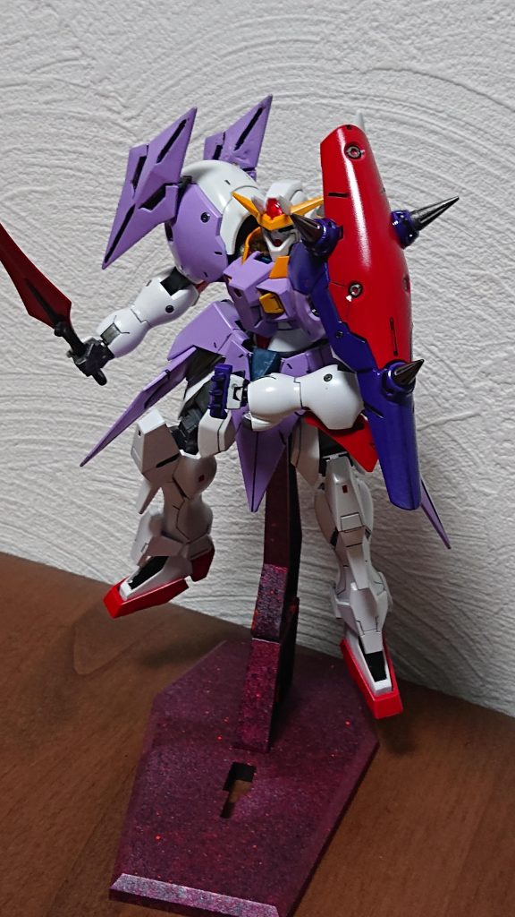 武装にGNスパイク、GNビームクロー、GNフィールド発生装置が追加これにより格闘戦能力と防御力がアップ