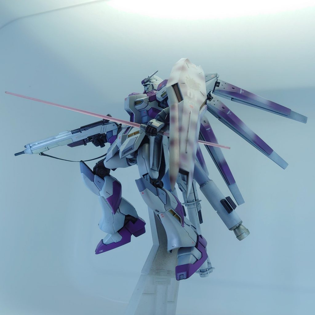 シールドは水玉迷彩を施しました。これが1番やりたかった。