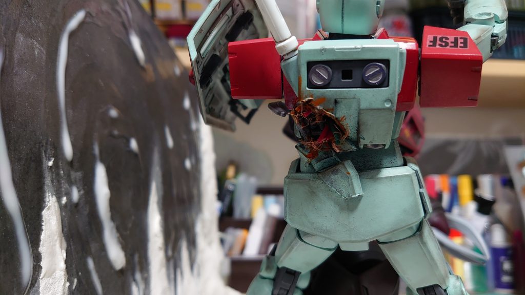 貫通した際に配線が断線してバチバチしてる感じを表現。