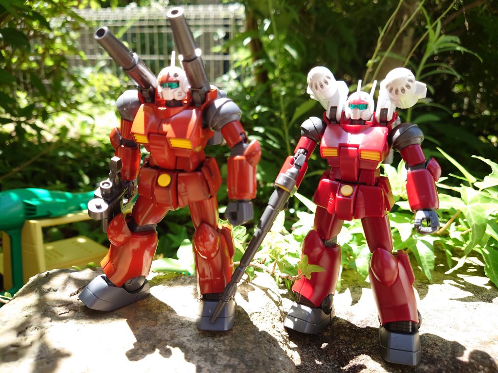 塗装前に、庭で自然光撮影した素組みバージョン（笑）なぜか、素組みでも外で撮影したらそれだけで映えますね！