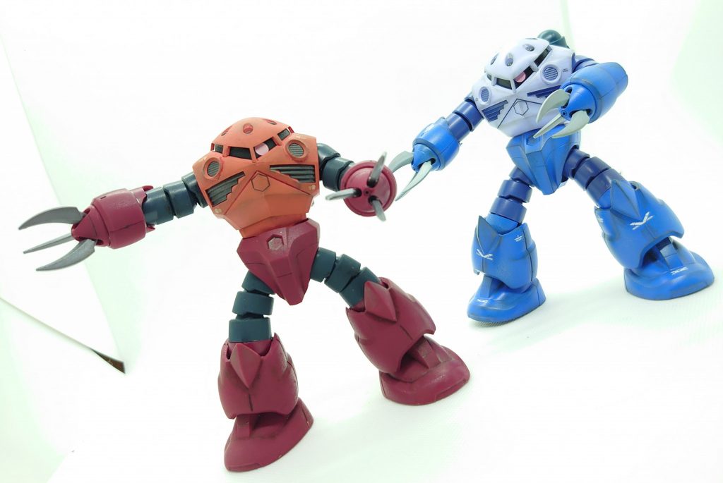 シャアズゴックと一緒に撮影。