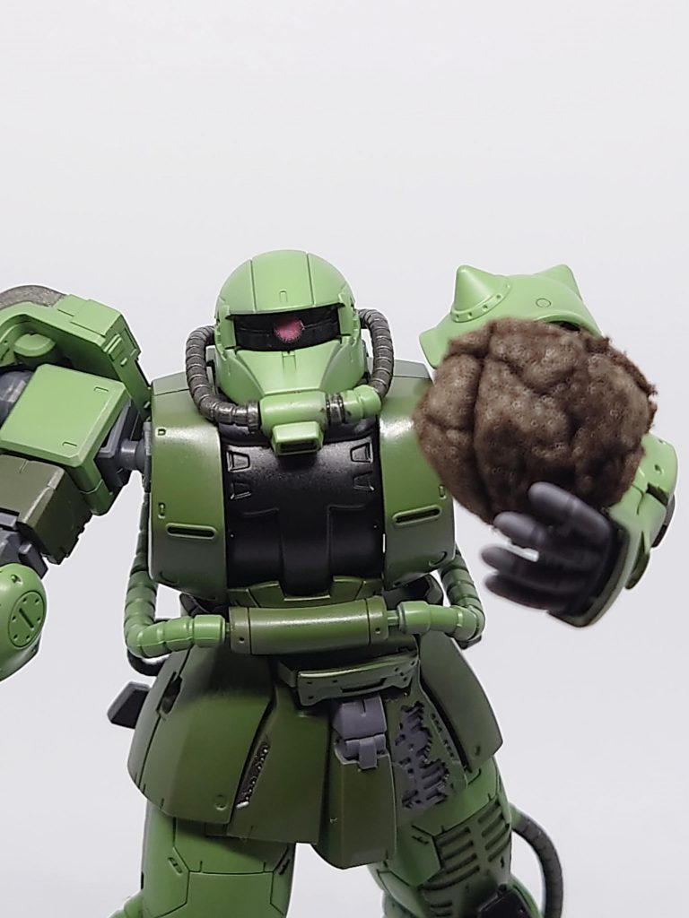 ホビージャパンの、最新号にYAS氏のククルス・ドアンの作例が載ってまして、スタイロフォームで簡単に岩が作れると書いてあったので、早速真似しました(笑)良いものはどんどん取り入れる方針ですのでね(笑)