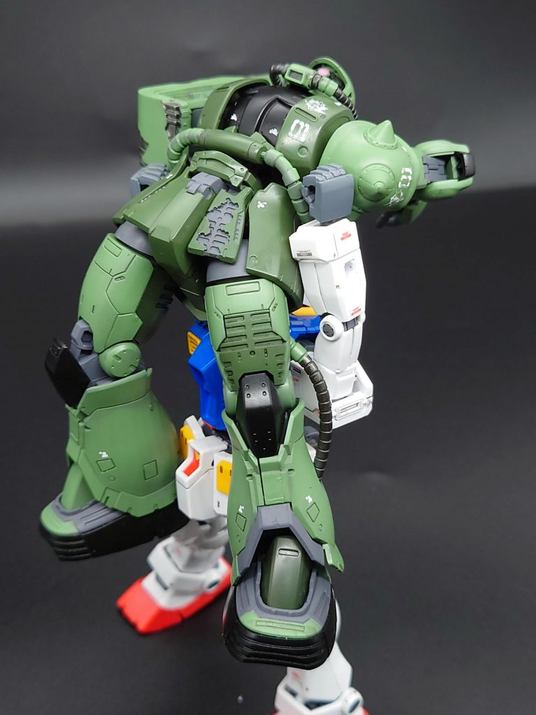 ガンダムにかかえられて、このあと、のシーン泣いてしまいそうになりますね!劇場版見てない人にはこれ以上は、ネタバレになるので、この辺で失礼しまっす(笑)