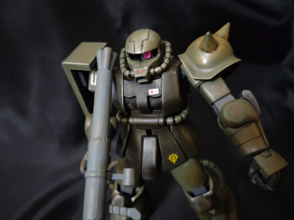 少しスジ彫り追加（下手くそ）と腰が回るよう改造してます。タミヤウエザリングマスターでお手軽ウエザリング。