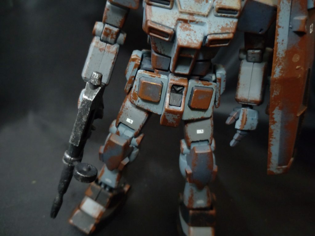 ビームライフルはガンメタブラック。