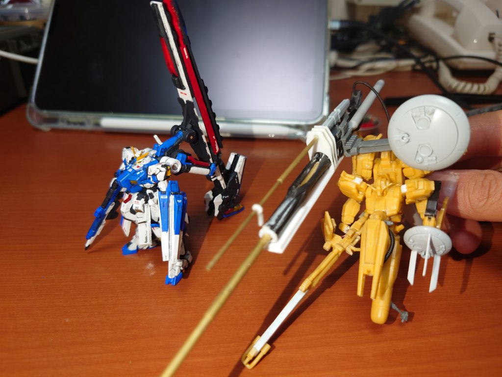 それより前に制作した福岡νガンダムとのツーショットすでにでかいです。