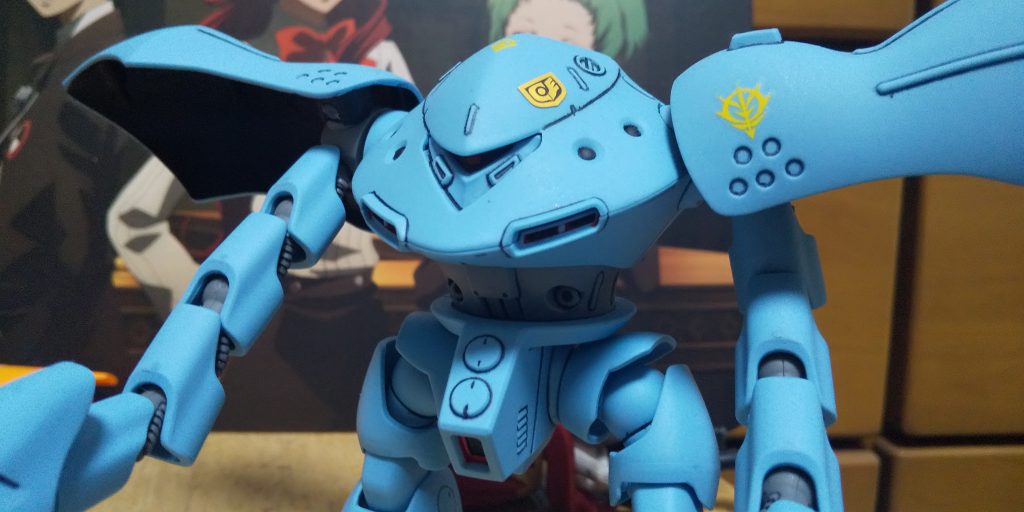 :腹部のマシンキャノンと頭部魚雷だ。股の部分塗りはブリリアント!