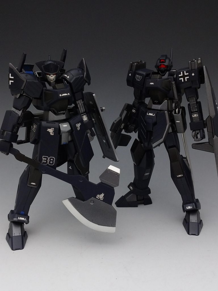 前作のシャルドールローグと一緒に。こうして比較するとマスク部分は目立つカラーにした方が視認しやすいと改めて思いました(汗)今回も最後までご覧くださりありがとうございました!