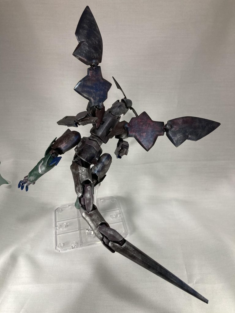 飛行背面、個人的にはこの羽根の模様、結構気に入ってます