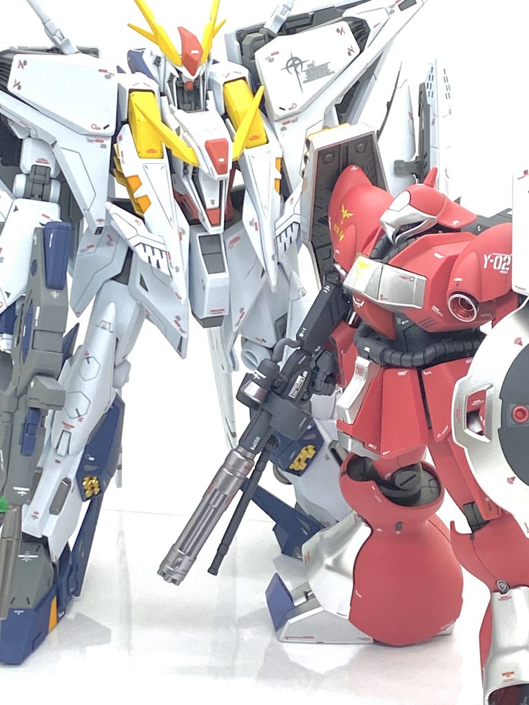 劇中で「やっちゃいなよ」とハサウェイに幻聴を囁いたクエスのヤクト・ドーガと。もし第二次ネオ・ジオン抗争時にハサウェイがクスィーガンダムに乗っていればクエスを救えたのでしょうか・・・？