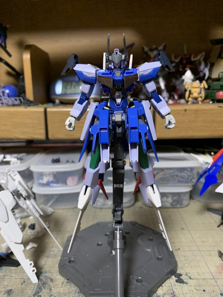 あとは色々と追加でパーツを貼り付けています。