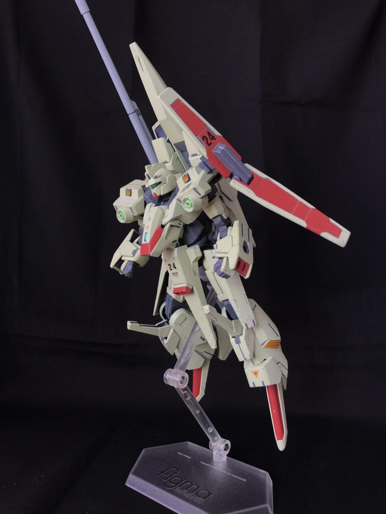 変形しまぁすワン