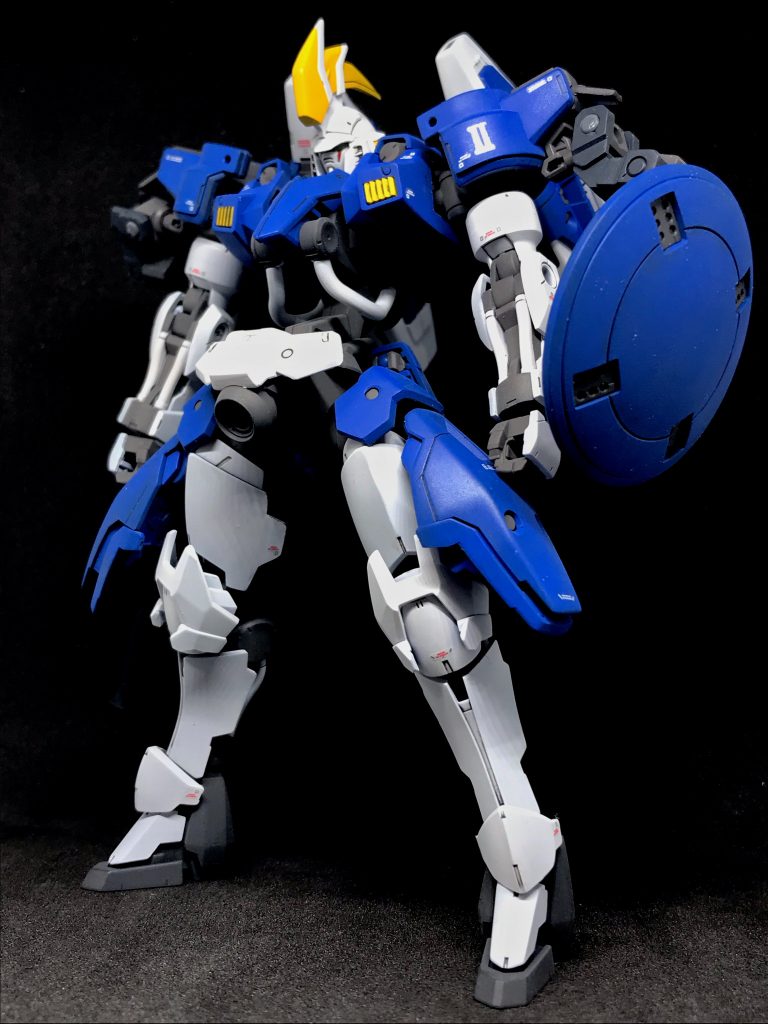 ロームフェラ財団の合理主義による無人モビルスーツ(モビルドール)導入に反対する旨を表明し、一度はOZ総帥の座を解任されるもミリアルド・ピースクラフトとしてホワイトファングの司令官になったゼクスの地球排除宣言に対抗すべく再びOZ総帥として表舞台に復帰しホワイトファングとの全面対決に臨む。