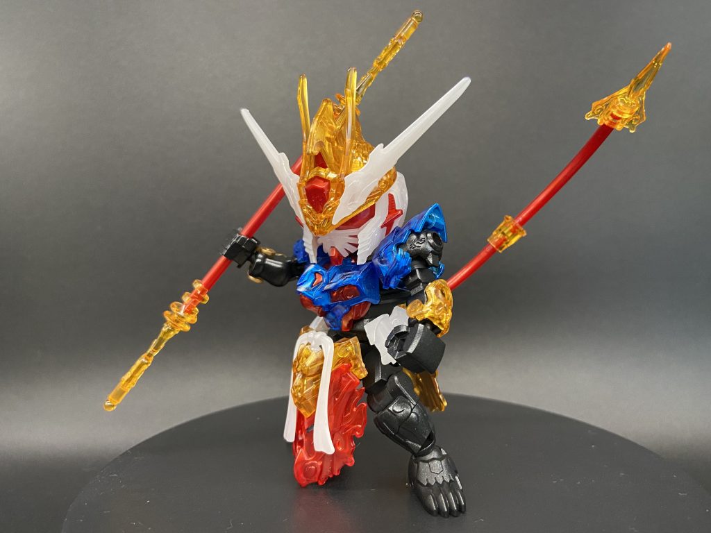 基本的にはフレーム…黒サフ+パールホワイト赤…そのままクリアブルー…裏からシルバー、表からクリアブルー、裏のシルバー消すために裏からメタリックブルークリアホワイト…裏からホワイト、表からパールホワイトクリアイエロー…裏からゴールド