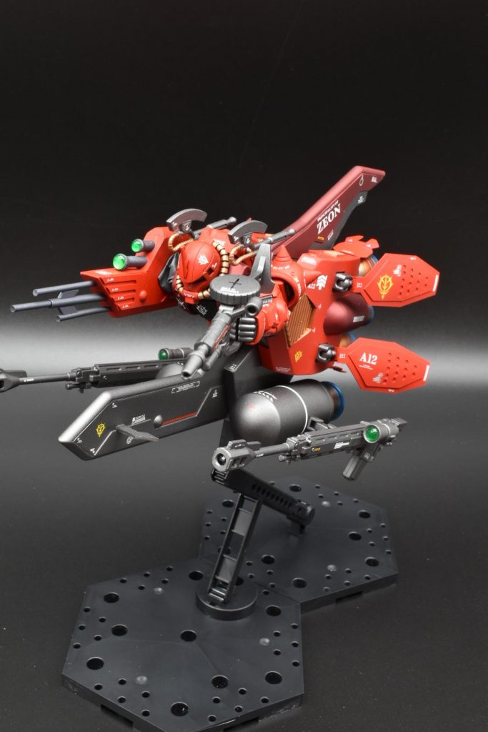 一応ゼーゴックのようなシルエットにはしてみました。