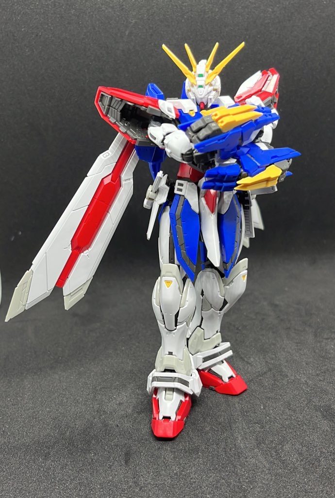 ゴッドガンダムといえばこの立ち姿