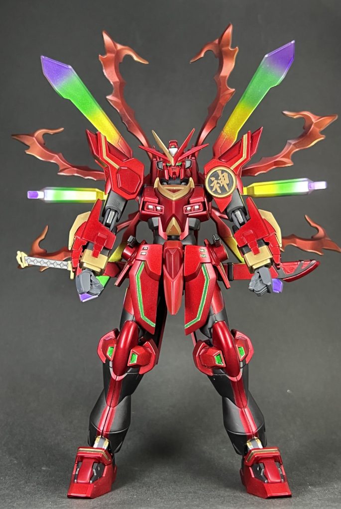 正面写真で〆。以上カミキバーニングエタニティでした!カミキバーニングとゴッドガンダムミキシングはよく見ますが、カラーリングでオリジナル感出せて良かったです。(某仮面ライダーはエタニティで調べるとたぶん出てきます。笑)