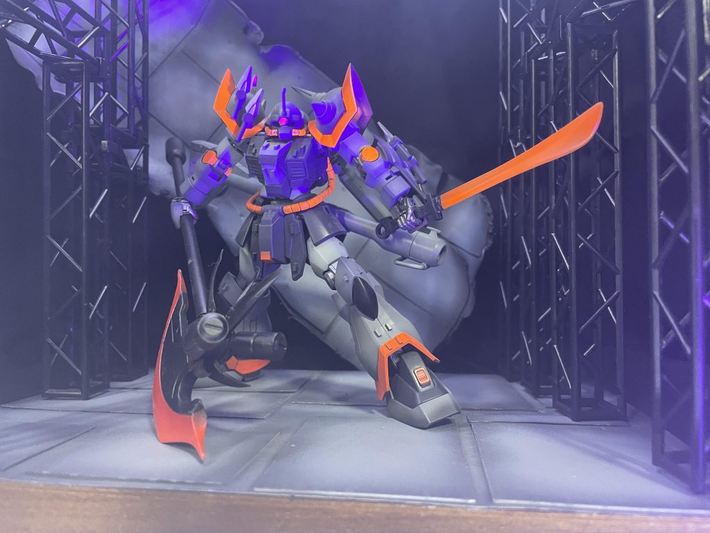 オレンジ色は蛍光塗料調合してます。