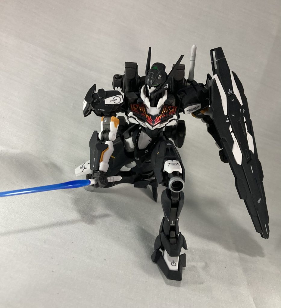 ライフルよりもサーベルが似合うガンダムはかなり好みです