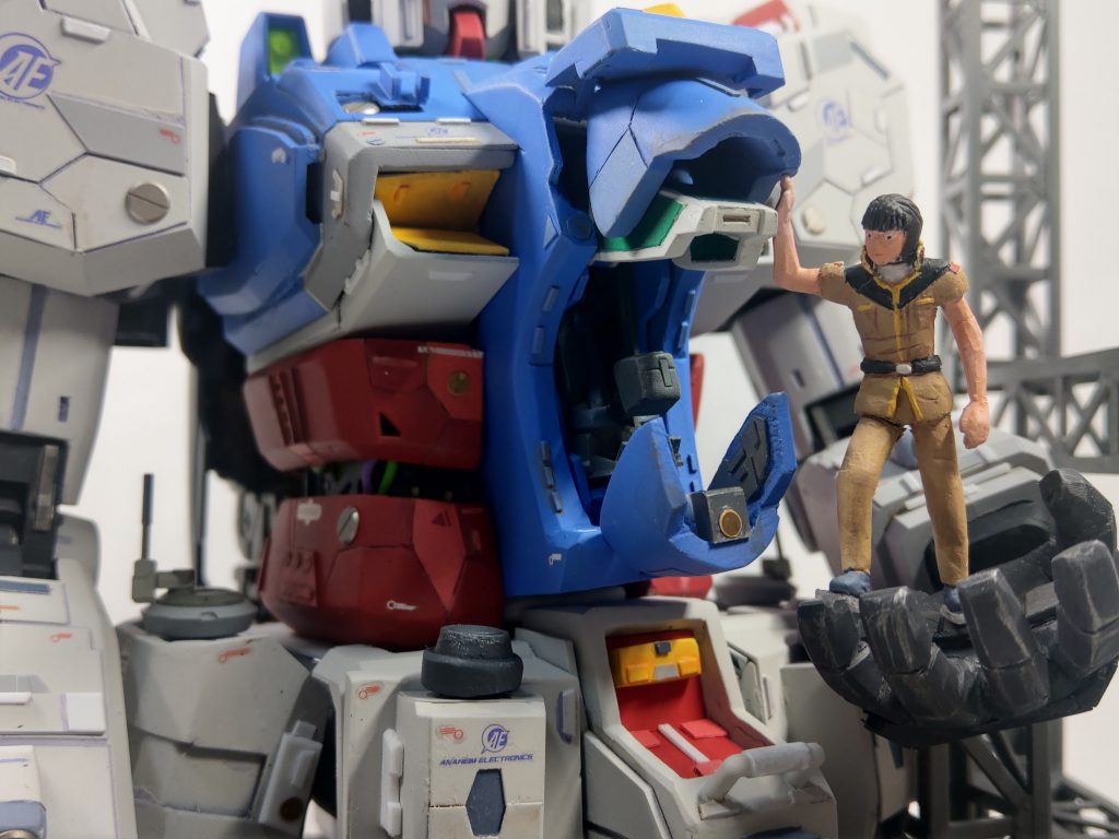 ハッチの開閉機構の解釈に悩まされたが、なんとか形に。しかし・・