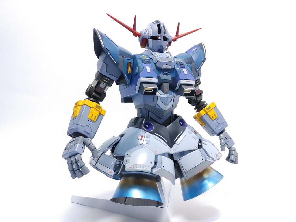 ファンネルを外した状態、好みにもよりますが、私はこれだと少しアンバランスな印象を受けます。