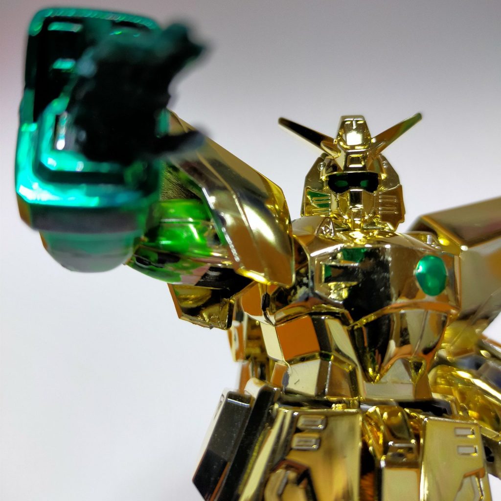 帰省! 輝け! シャイニングガンダム!｜つかもさんのガンプラ作品