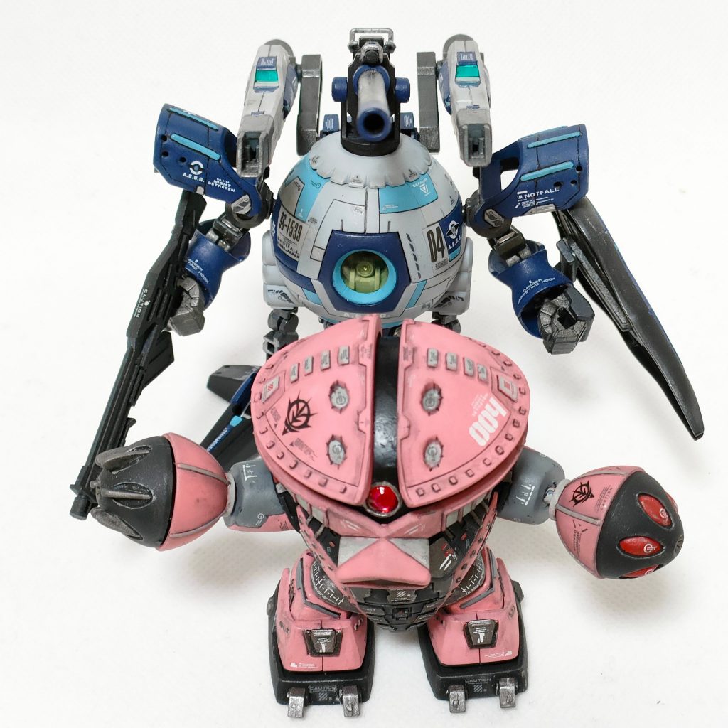 すいません。嘘です後ろはHi-ボールさん。よかったら下記みてください(宣伝)https://gumpla.jp/hg/846597