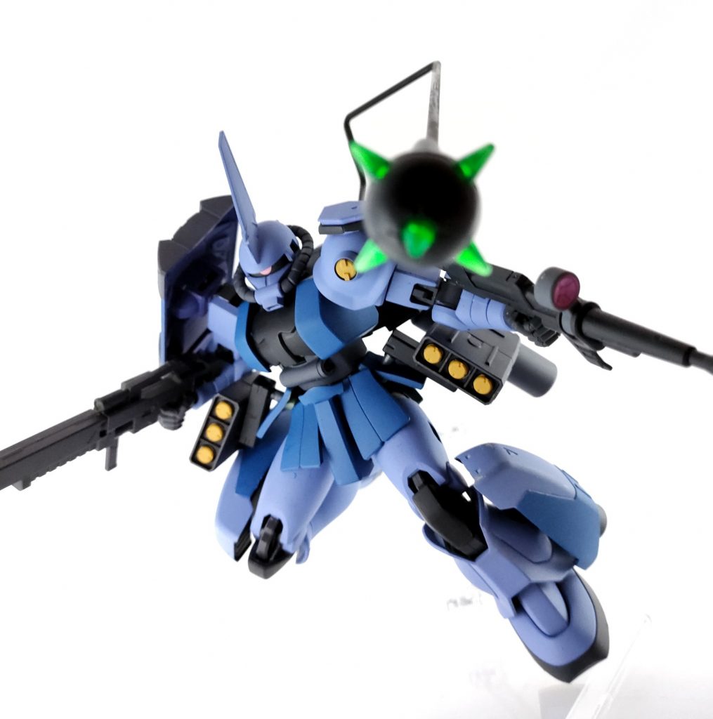 また、GNハンマーも有線で飛ばせます。ファンネルジャックやサイコジャマーを想定したものです。