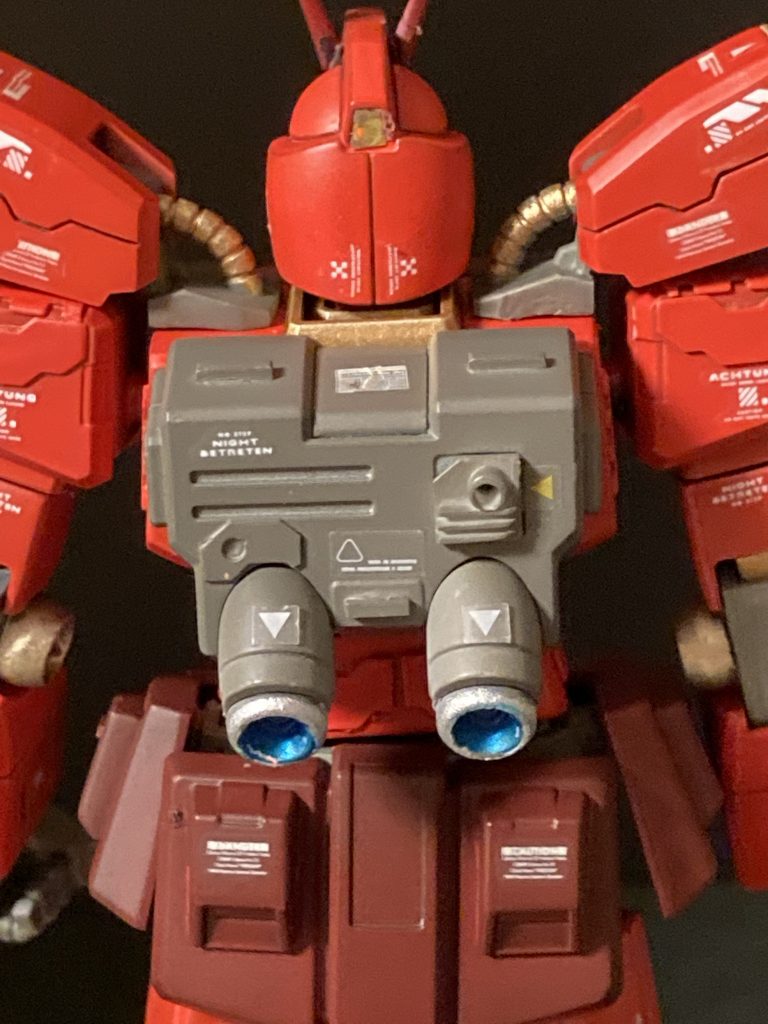 デカール歪んでますがバックパック頑張りました