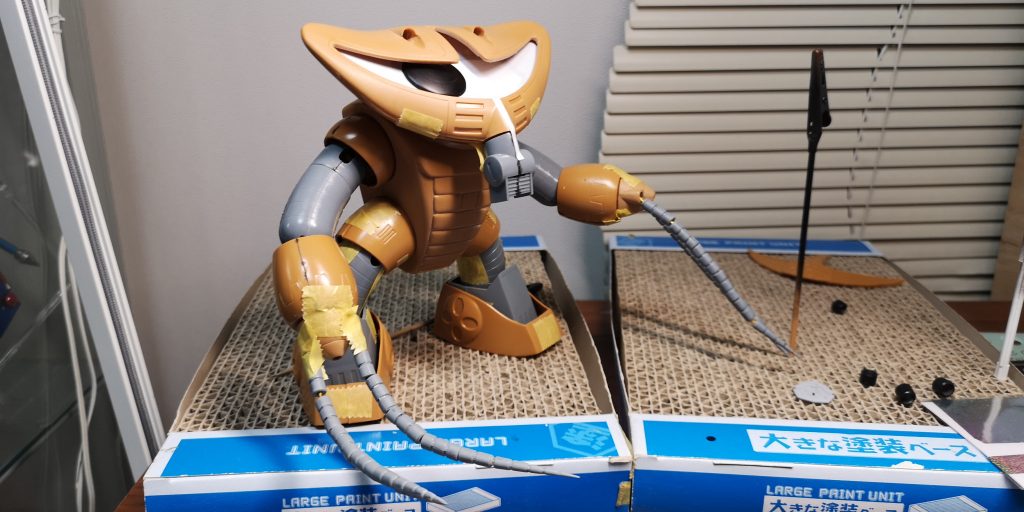 腕はどこまで延長できるかバランスと可動範囲を見てギリギリを攻めます。