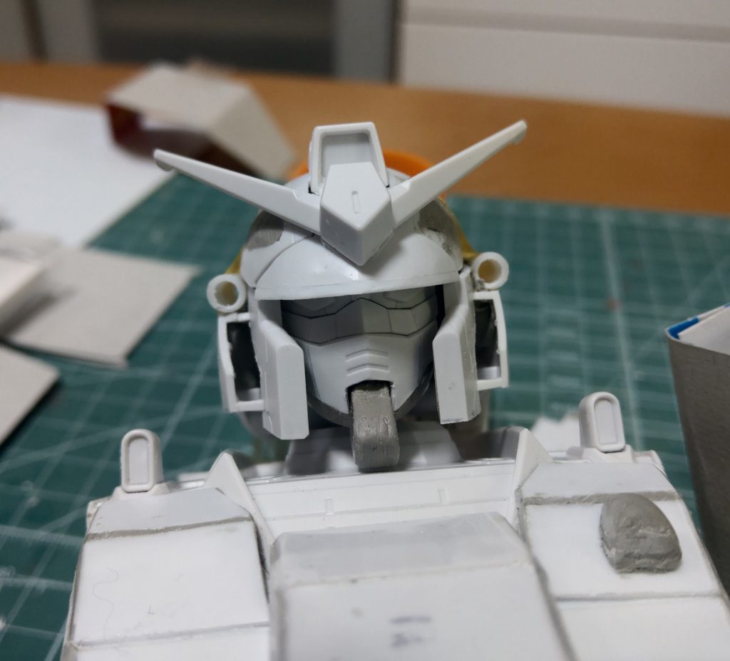 お顔の整形開始