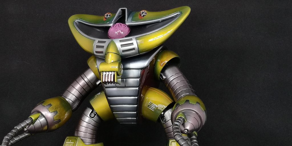 ピンク系モノアイ（通称 禰豆子）に交換。