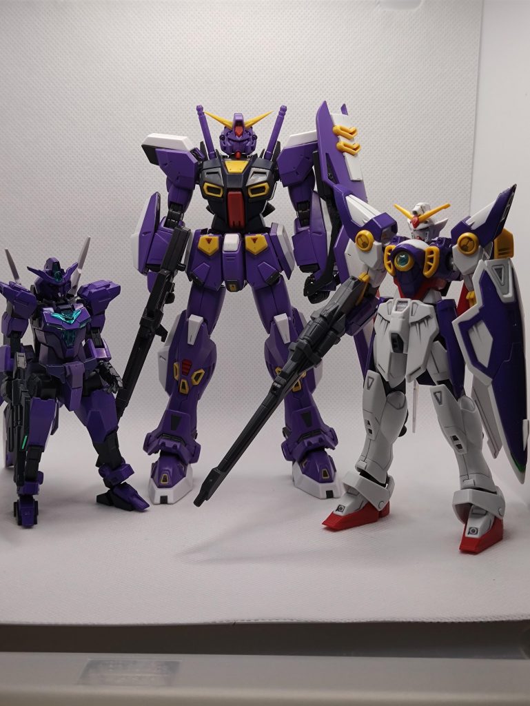 1/100って大きいんだろうな~って避けてたけど1/144と比較してもこの大きさなら良いかも!F計画の機体だからこれくらいのサイズで済んだのかな…