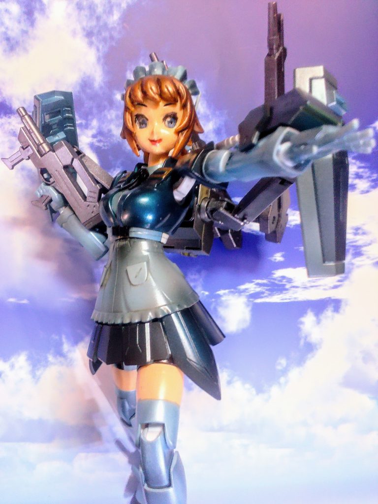 こちらは頭部やボディバランス改修前のスーパーフミナさん!多少のフェイスのお色直し&目蓋部分の削り込みは行っていますが・・・・頭がデッカイデスネ♫