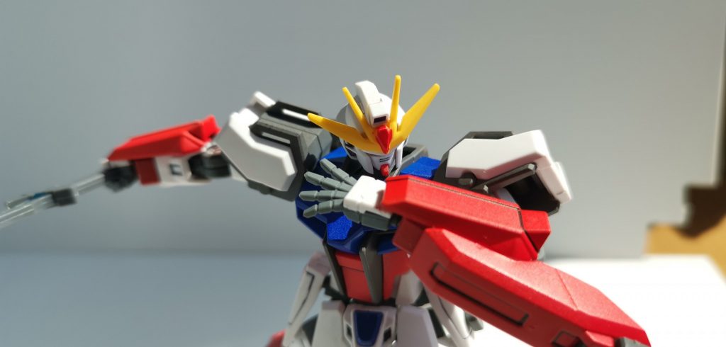 本機は後に同特区に存在する「叢雲学園 武芸科」という真剣を用いる「刃道」の才能が優れた藍原という人がテストパイロットを努めていたとされる。