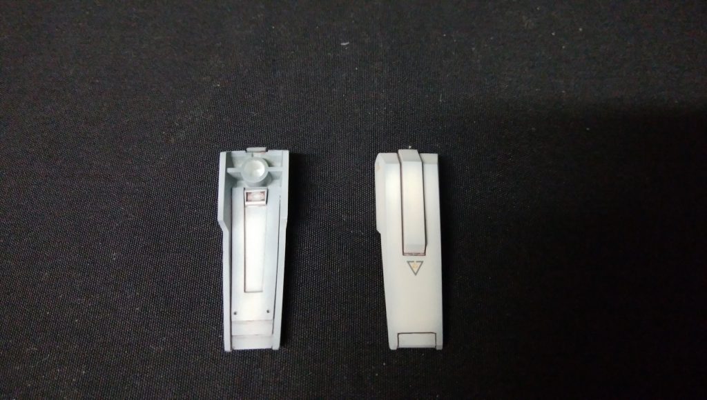 サイドアーマー裏も簡単にディティール追加してます。最後までお読みいただき、ありがとうございました。