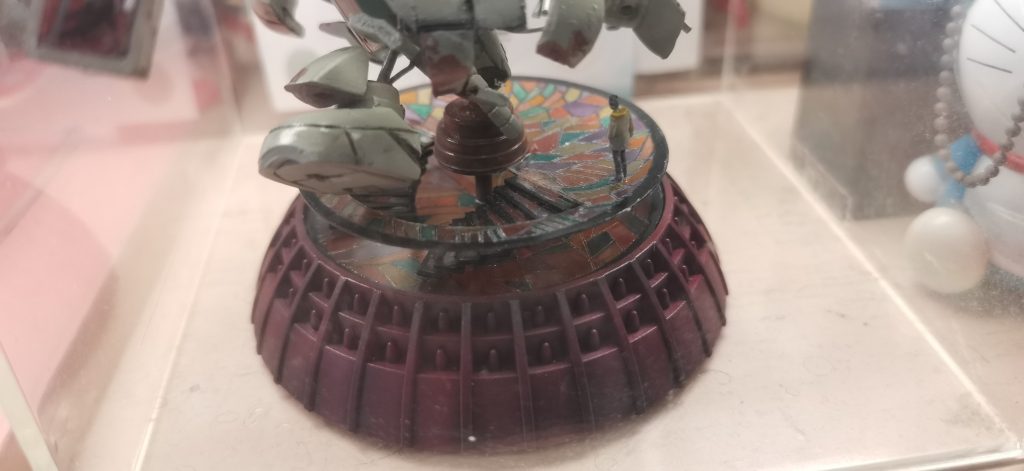 GASHAPON ZAKUII PLA–2枚目/制作者：Mark Waltz