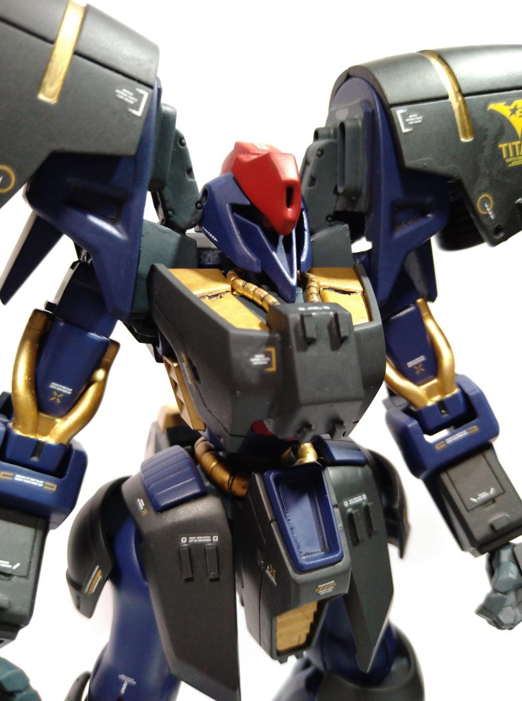 顔付近アップ。粗がすごい。