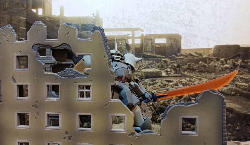 主な加工として表面処理とラッカー塗装、ジャンクパーツを加工して胸部を加工とシンプルに仕上げました!