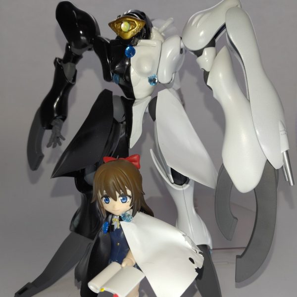 劇場舞う白黒の雫（テアトルム）