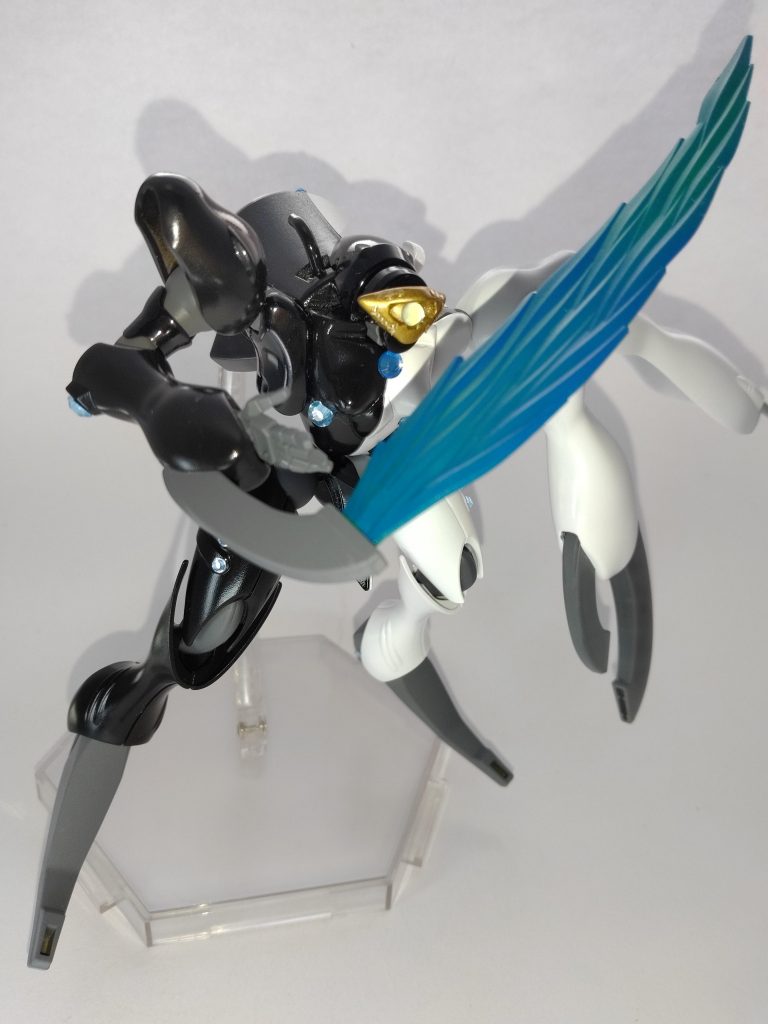 クリアパーツはブルーで塗装切り出すときに４つともヒビが入るという謎の現象が発生