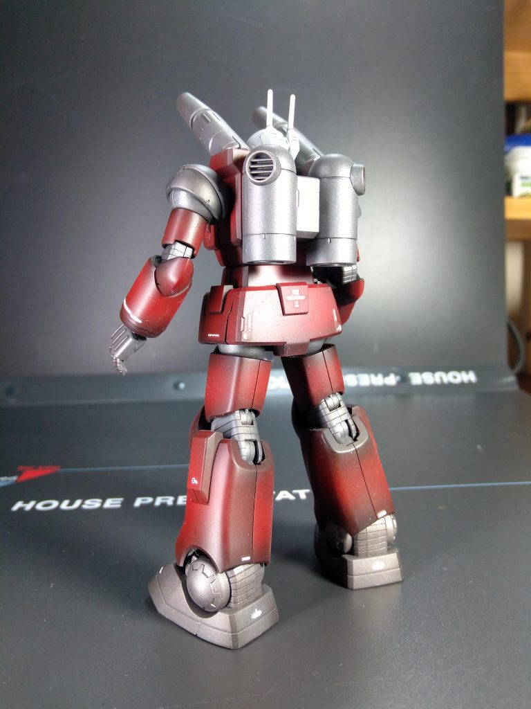 私が利用しているスプレーガンは初心者用で全体のベタ塗りしか出来なく、小さめの面のグラデーションに苦労しました。近くで見ると仕上がりはイマイチですので遠目で鑑賞しています。最後まで御覧頂きありがとうございました。
