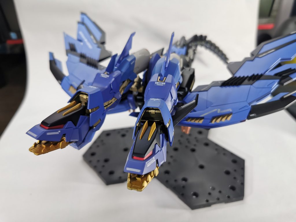 足先の金はラメ感の出るGXラフゴールドそれ以外の金は下品な質感にならないスーパーゴールド２