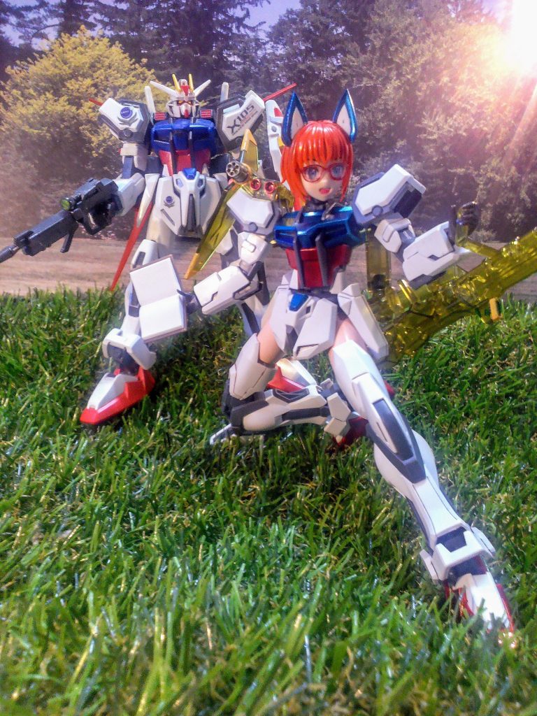 HGUCの旧キットエールストライクガンダムと比べるのは酷な気がします(汗)