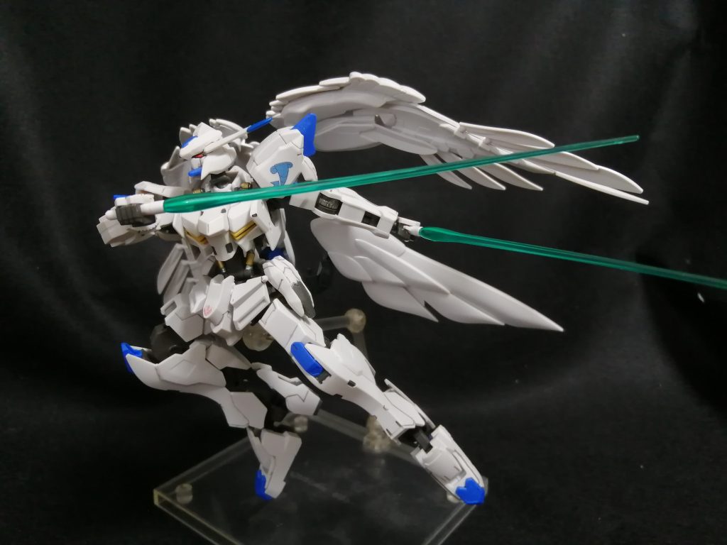 これならキマリスヴィダールにも負けなかったのでは…いやビームサーベルの時点で鉄血世界では攻撃力ゼロですね